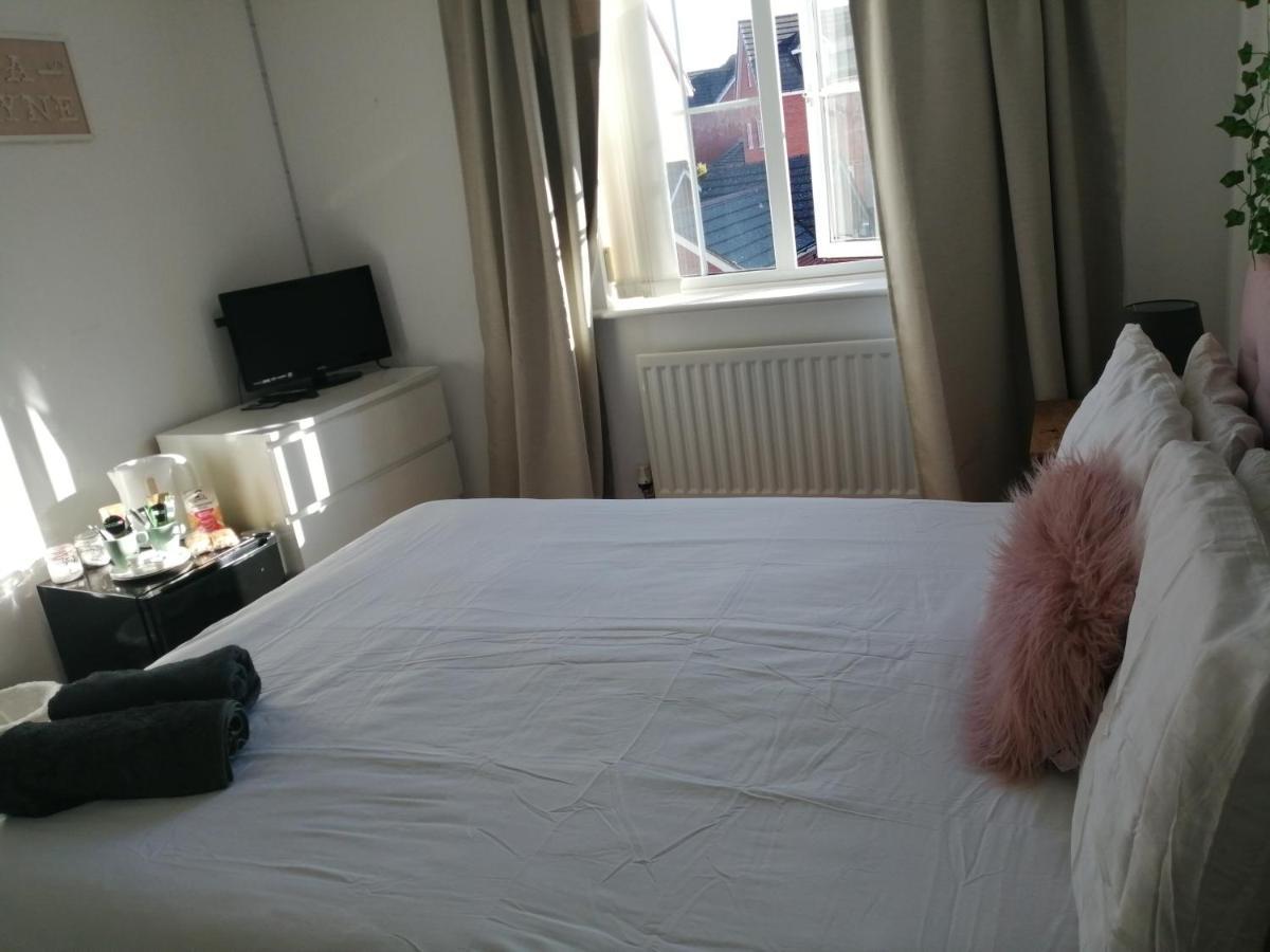 Spacious Townhouse With Sea Views Near Cardiff Barry Esterno foto