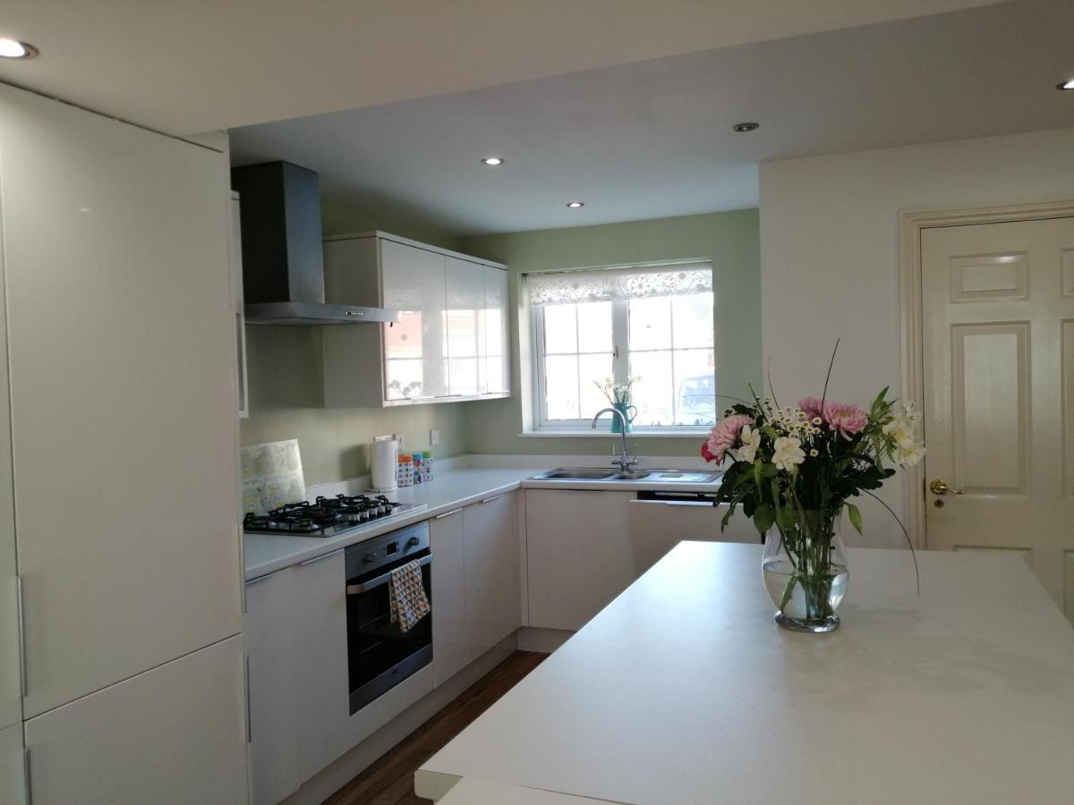 Spacious Townhouse With Sea Views Near Cardiff Barry Esterno foto